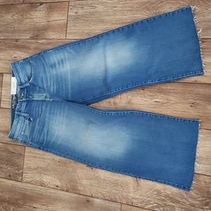 New w tags! Arizona Hi Rise Wide Leg Crop Size 9